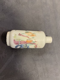 Quatorze tabati&egrave;res en porcelaine de Chine, 19/20&egrave;me